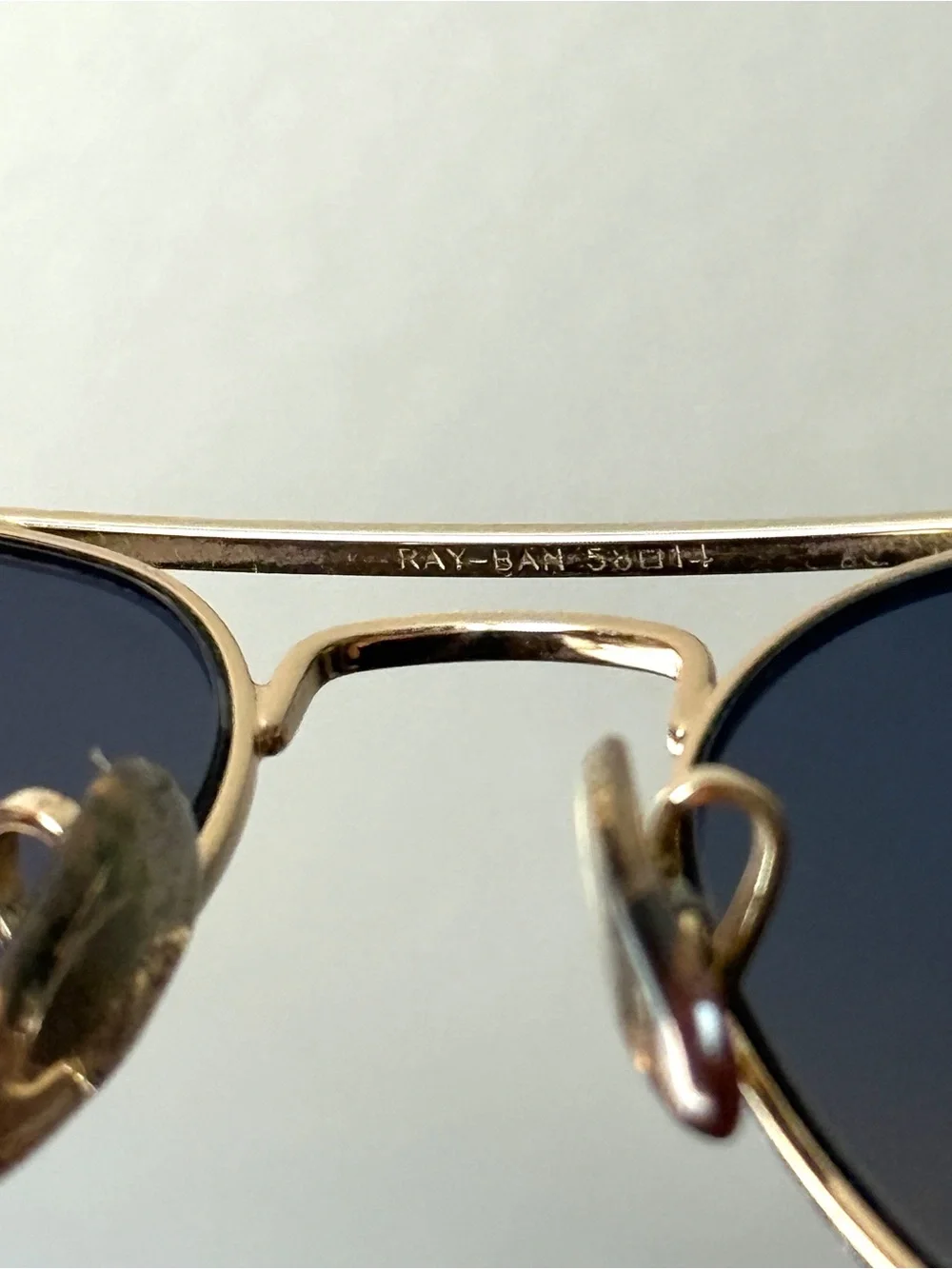 Ray-Ban RB3025 Aviator Polarized Sunglasses Gold Frame Blue Gradient 58/14